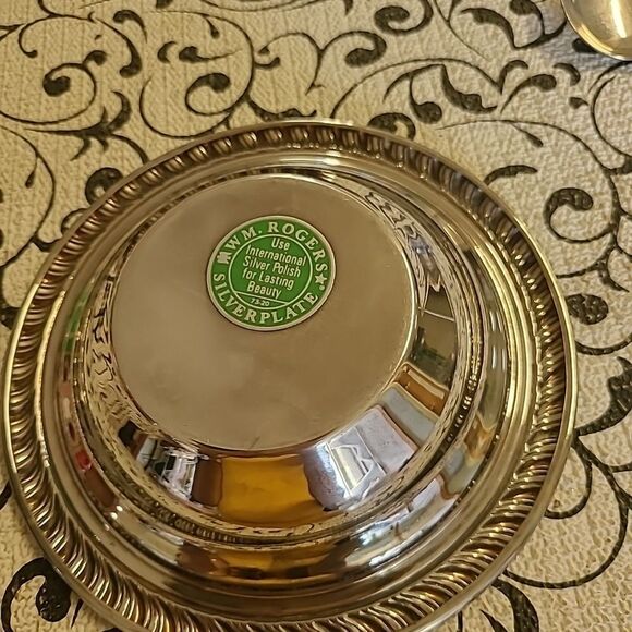 W.M.Rogers Silver-plated Condiment Set - Picture 3 of 6